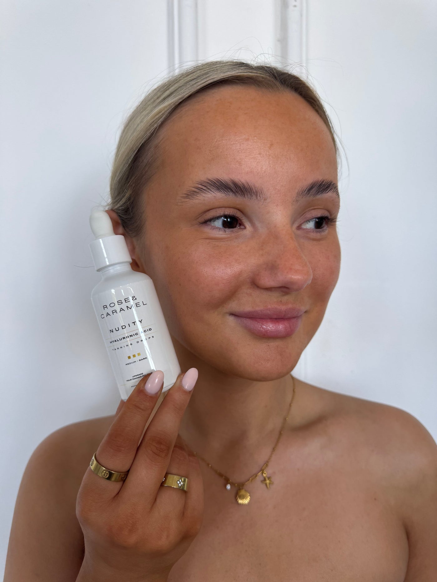 How To Use Self Tanning Drops
